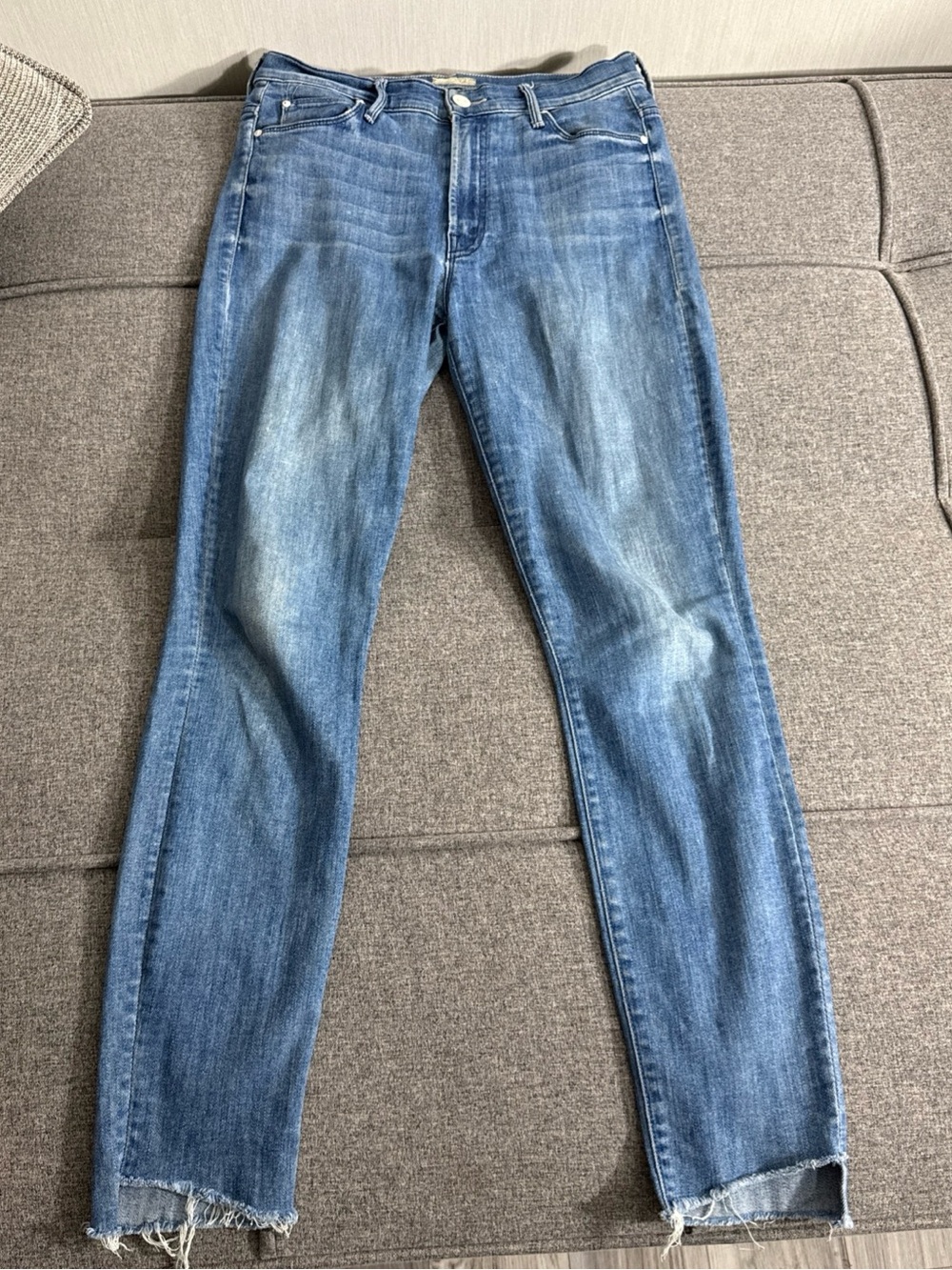 MOTHER 27 Jeans Stunner Zip Ankle Step Fray Light Kitty Racer